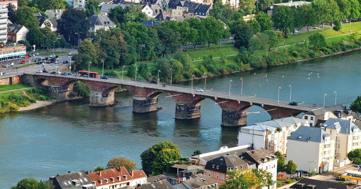 Римский мост (Трир). Мосты Германии Римский мост (Трир). Римские мосты в Калининграде. Каменный мост Германия.