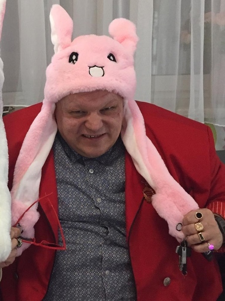 А этого может тоже к нам на Пикабу позвать?