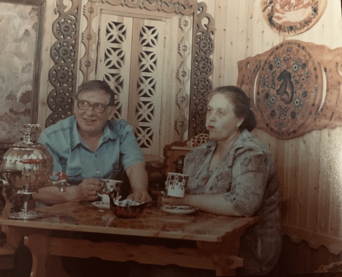 О художнике Евдокимове и его волшебном чердаке Картинка с текстом, Народные промыслы, Городецкая роспись, Художник, Память, Красноярск, Длиннопост, Красота, Мастерская, Чердак