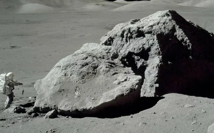 Образец горной породы «Аполлона-17» показал, что Луна остыла за 20 млн лет Космос, Луна, Аполлон, Теория заговора