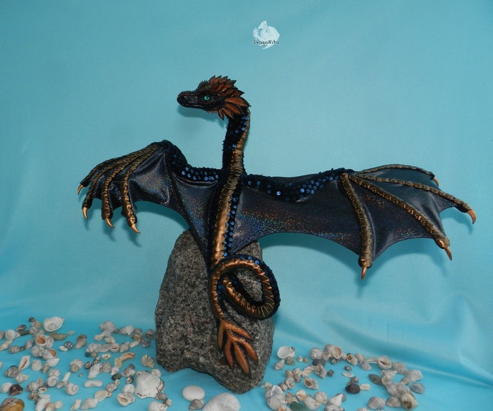 1639902225123669417 Как выглядит блокнот с динозавром