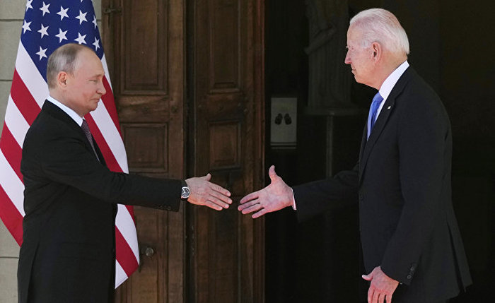 The Hill ():       , , , 