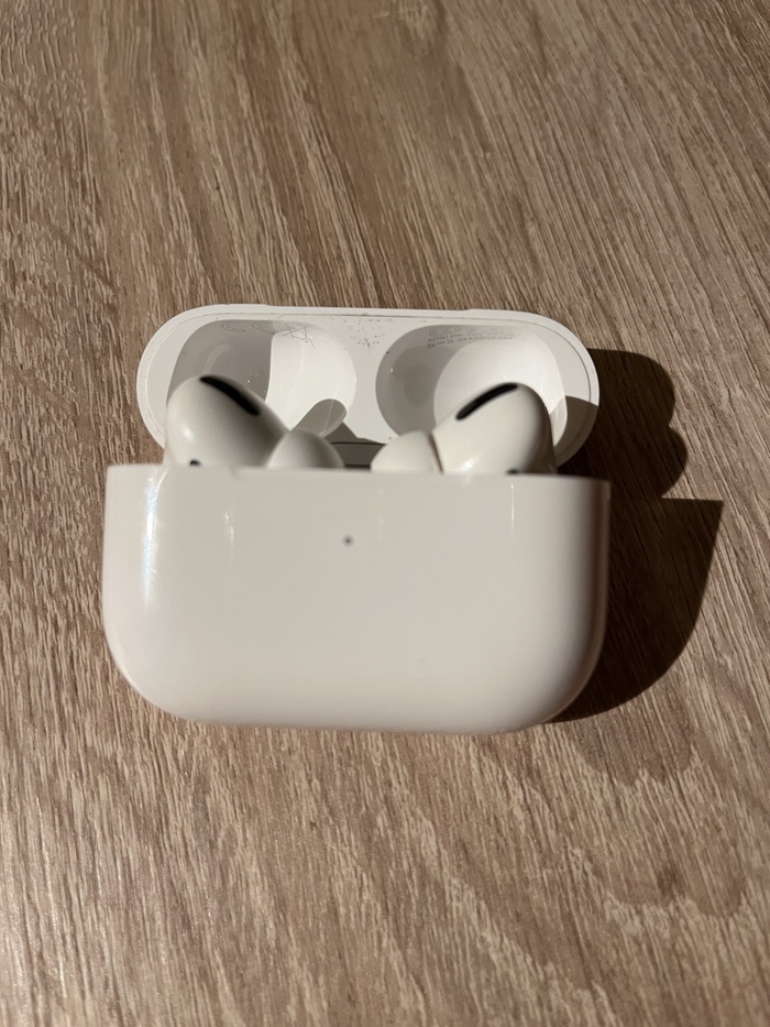 Найдены AirPods Pro