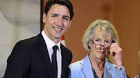 Министр с лопатой