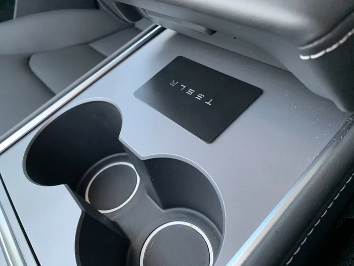 Особенности Tesla: как пользоваться гаджетом на колесах Tesla, Инструкция, Обзор, Гаджеты, Авто, Длиннопост Особенности Tesla: как пользоваться гаджетом на колесах Tesla, Инструкция, Обзор, Гаджеты, Авто, Длиннопост