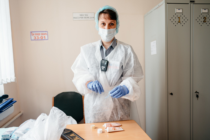 Как проверяют посылки и передачи в исправительных колониях Тюрьма, Зона, Исправительная колония, Колония, Профессия, Длиннопост Как проверяют посылки и передачи в исправительных колониях Тюрьма, Зона, Исправительная колония, Колония, Профессия, Длиннопост