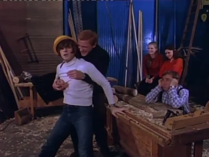 - Видишь цель?- Вижу!- Веришь в себя?- Верю!- А на ...уя оно тебе, обоснуй?