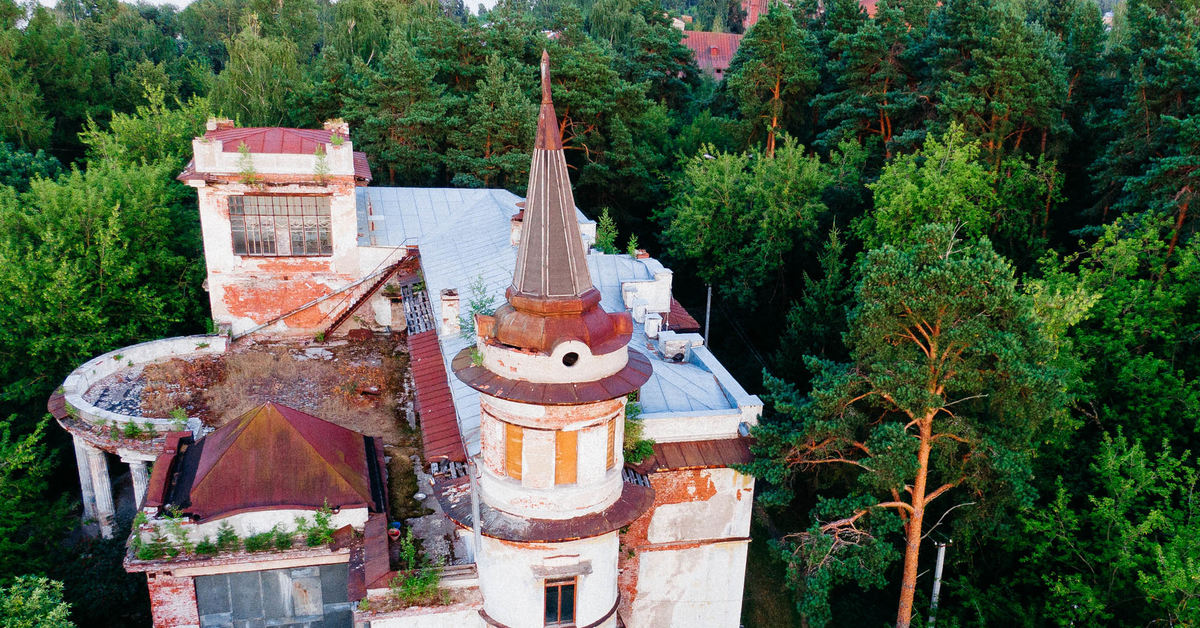 Поместье севрюгова в кинешме. Усадьба севрюгова в кинешме призрак. Кинешма усадьба п. Дача севрюгова в кинешме. Ф.