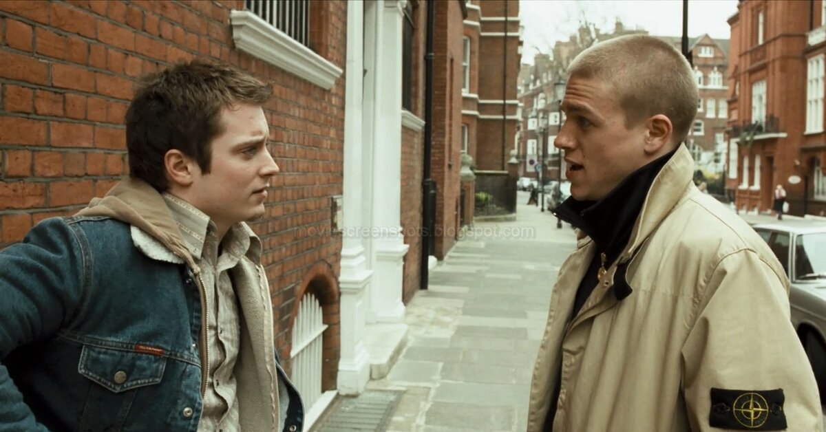 Green street. Чарли Ханнэм хулиганы зелёной улицы. Пит хулиганы зеленой улицы. Хулиганы зелёной улицы 2005. Чарли Ханнэм хулиганы зелёной улицы фото.