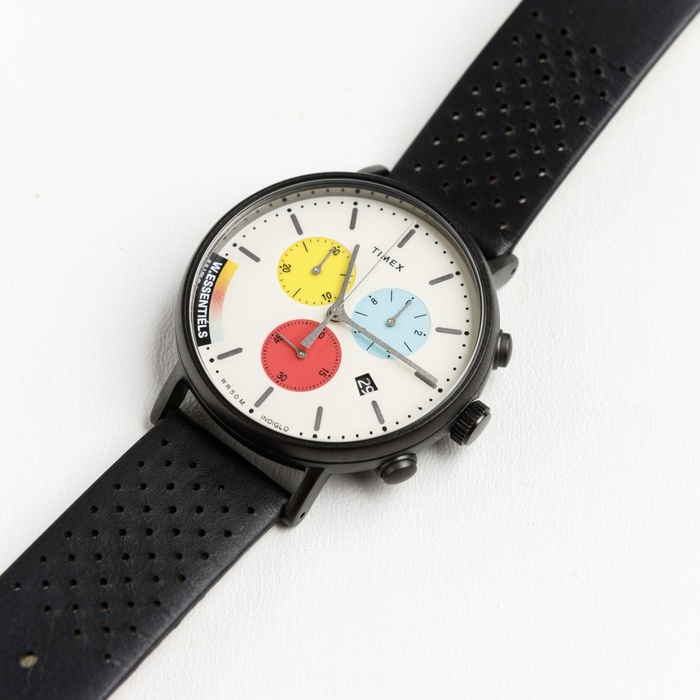 TIMEX x W. ESSENTILS.     ! ,  , , 