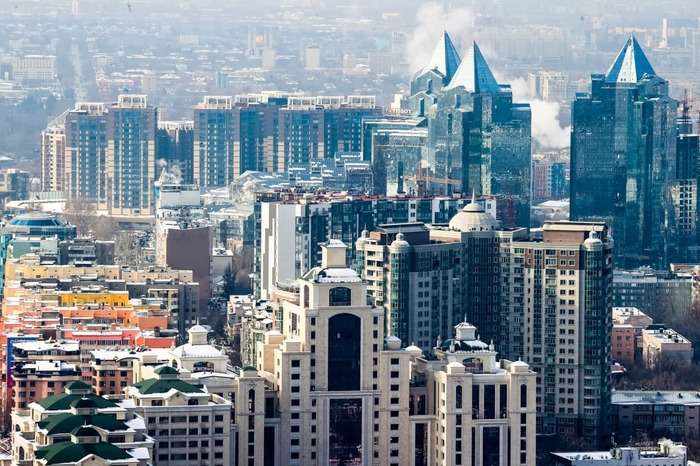 В Казахстане могут ввести налог на роскошь