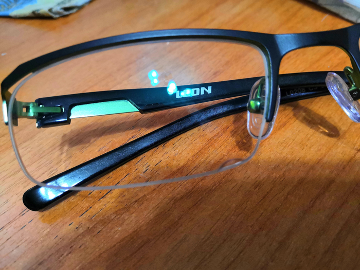 Можно ли носить треснувшие очки