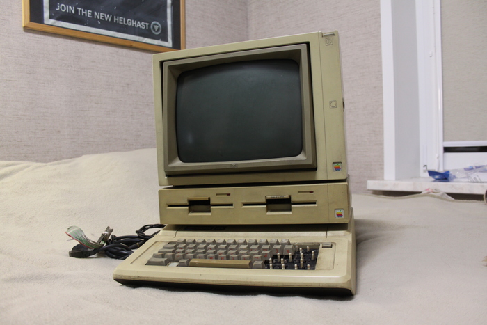 Apple II -    1984  -, , , , Apple, Macintosh, 
