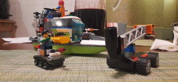     ? LEGO, , , 
