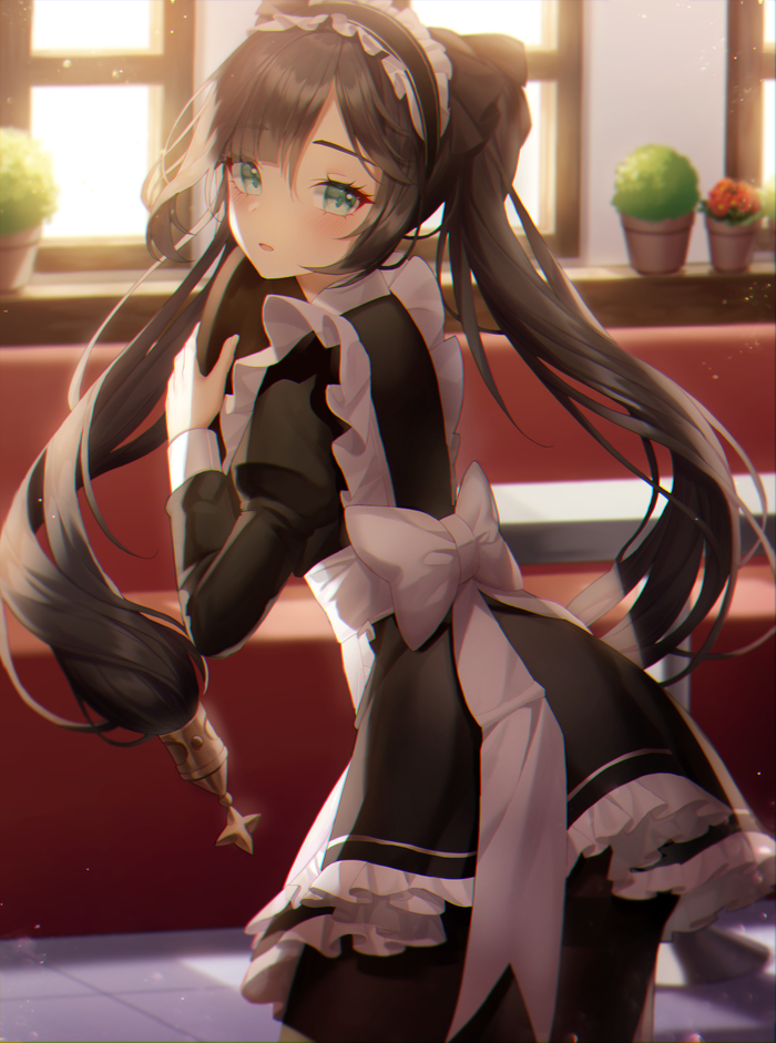 Mona