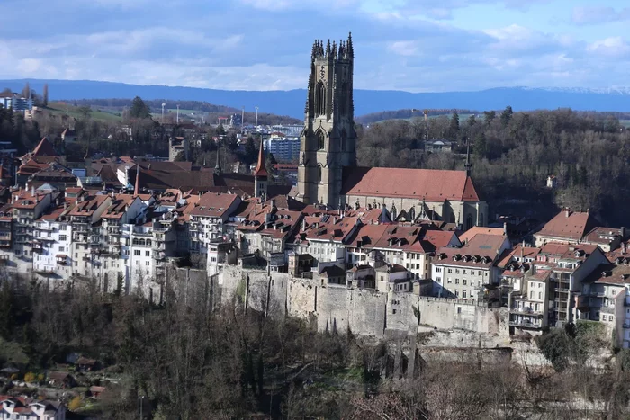 Фуникулёр на нечистотах в Швейцарии Фуникулер, Канализация, Швейцария, Видео, Длиннопост, Техника Фуникулёр на нечистотах в Швейцарии Фуникулер, Канализация, Швейцария, Видео, Длиннопост, Техника