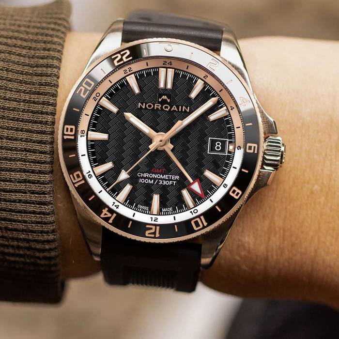  NORQAIN. NEVEREST GMT 41mm Steel &amp; Gold