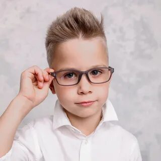 Кто смог улучшить зрение упражнениями?