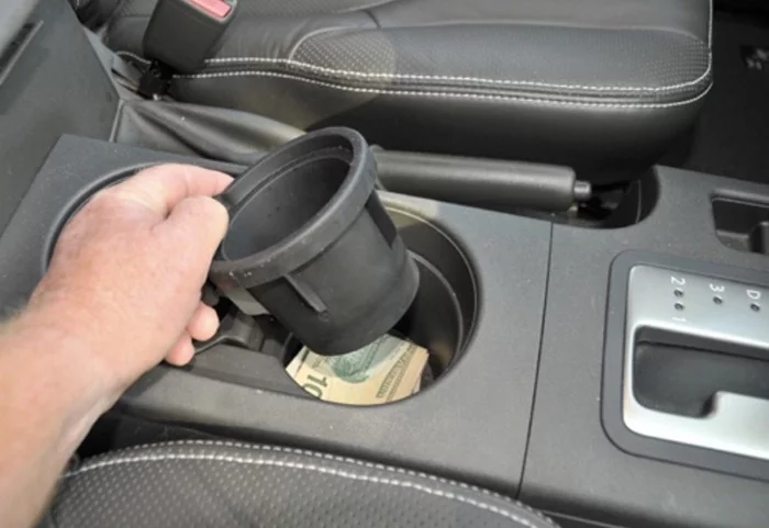 Ищем контрабанду в авто.Необычные автомобильные тайники Интересное, Полезное, Автомобилисты, Машина, Авто, Транспорт, Познавательно, Тайник, Контрабанда, Контроль, Таможня, Груз, Запрет, Длиннопост Ищем контрабанду в авто.Необычные автомобильные тайники Интересное, Полезное, Автомобилисты, Машина, Авто, Транспорт, Познавательно, Тайник, Контрабанда, Контроль, Таможня, Груз, Запрет, Длиннопост