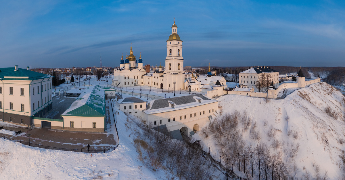 Холм кремль. Тобольск холм Кремля. Тобольск фото города 2022. Град Тобольск. Град на Холме.