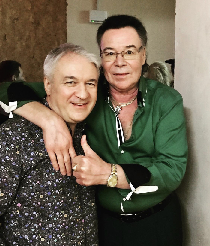 Яблоки наа снегууу