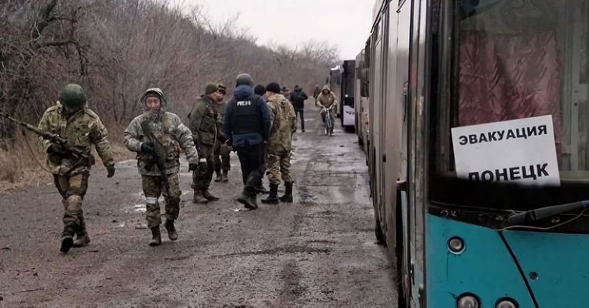 На границу украины прибыли. Эвакуация населения днбасааа. Эвакуированным жителям ДНР И ЛНР.