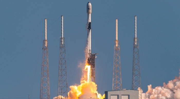    SpaceXFalcon 9 Block 5/ Starlink 46 Group 4-8.   Falcon 9 SpaceX,  , , Starlink, ,    , Falcon 9,   