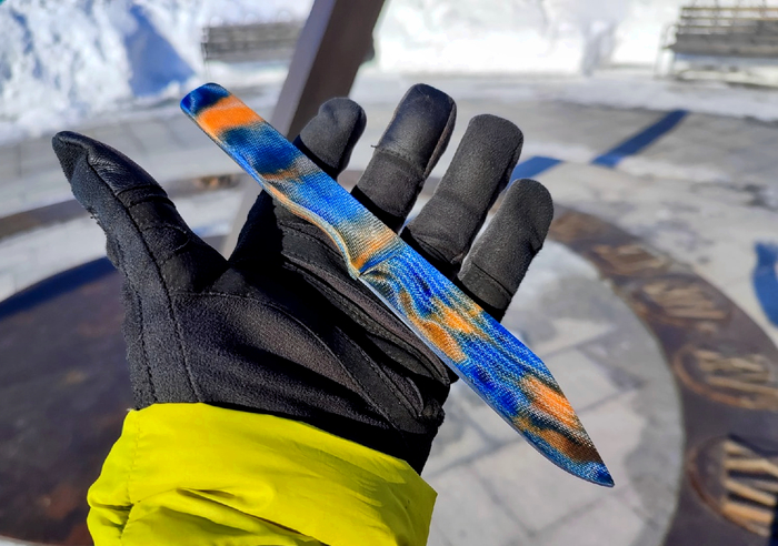 Разноцветный ножик из стеклопластика и чуть чуть стали | Пикабу