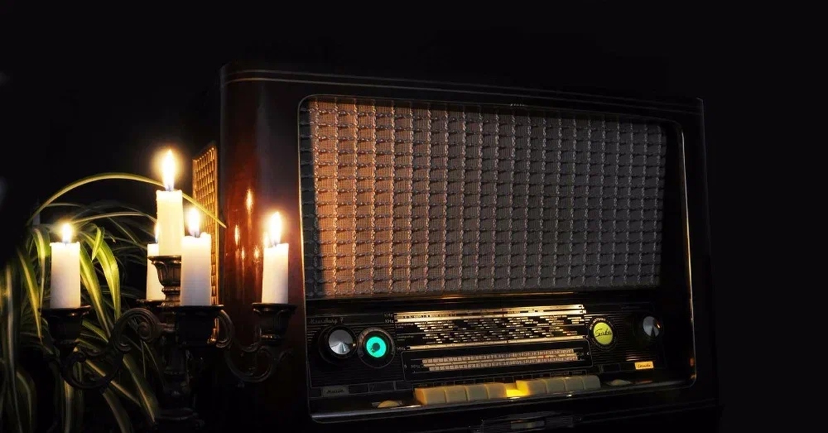 Радио красивых песен. Радиоприемник ламповый Saba 212wl. Ламповый приёмник Saba 3 DS. Ламповый ВЭФ 1951. Радиоприемник ВЭФ ламповый.