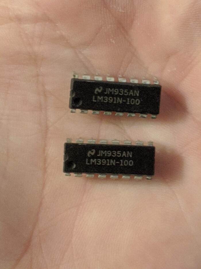 Большое восстановление усилителя 78го года Universum V2686 (System 8000), часть первая Ремонт, Самоделки, Электрика, Ремонт техники, Электроника, Усилитель, Восстановление, Реставрация, Винтаж, Видео, Длиннопост