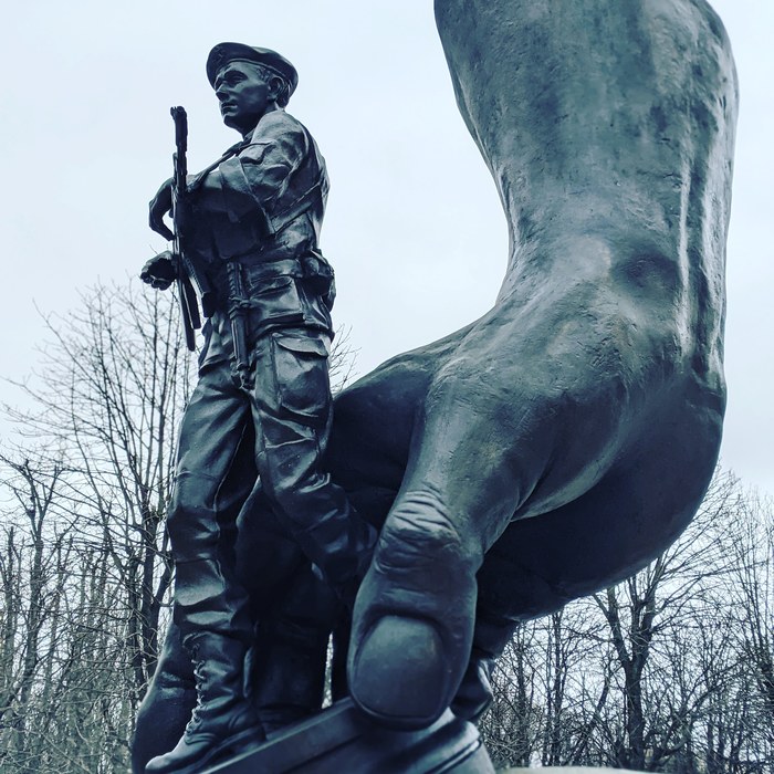 Памятник пешкам (Хмельницкий, Украина)