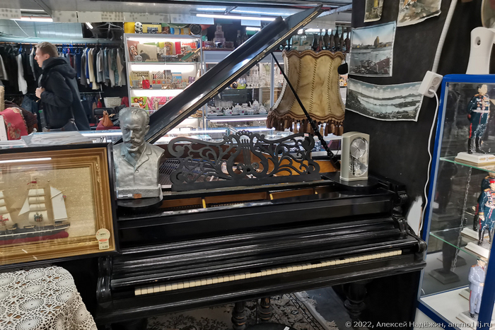 Назад в CCCР: Блошиный рынок Ретро Магазин, Ретро, Ностальгия, 90-е, Видео, YouTube, Длиннопост Назад в CCCР: Блошиный рынок Ретро Магазин, Ретро, Ностальгия, 90-е, Видео, YouTube, Длиннопост