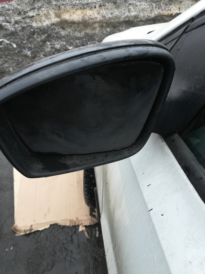 Фольксваген поло. Сгорело зеркало. Как такое вообще возможно?