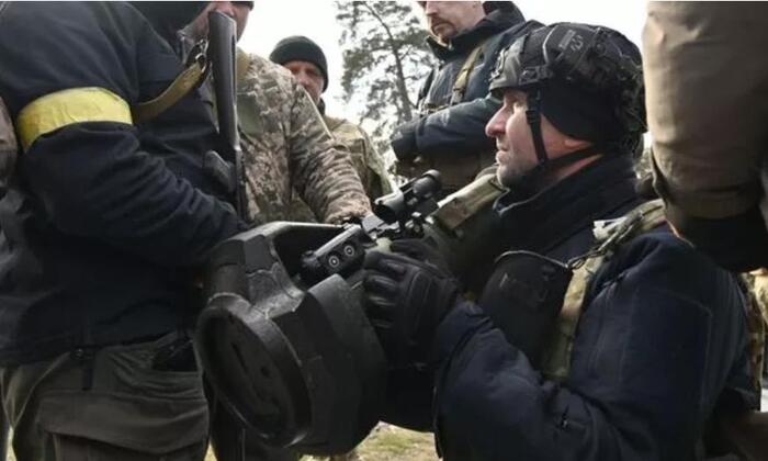 Великобритания спасает Украину – еще 6000 единиц оружия, чтобы СОКРАТИТЬ угрозу химической атаки Путина