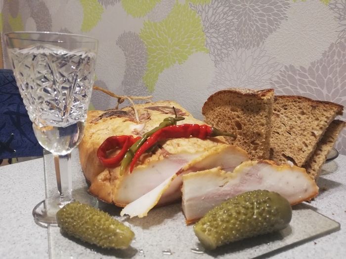 Всем сала! И отличного настроения!