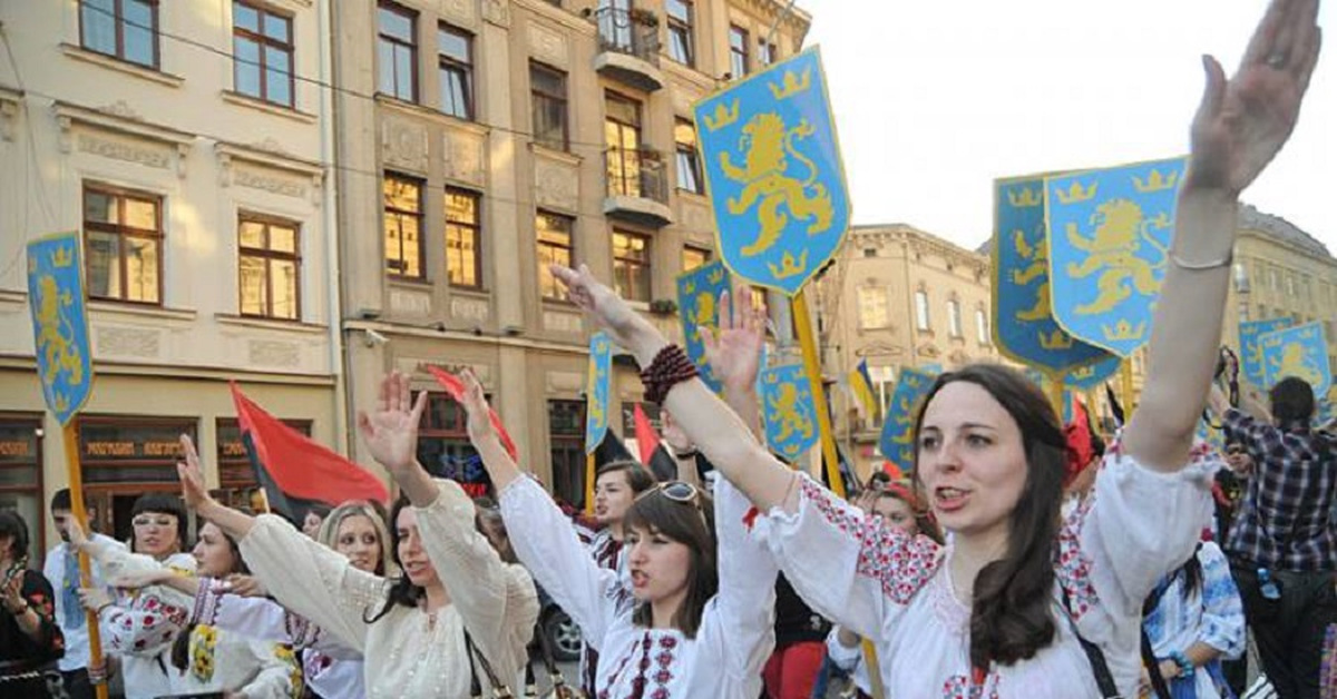 В чем слава украины. Украинцы с Галичина. Жители Западной Украины. Украинские женщины. Западные украинцы.