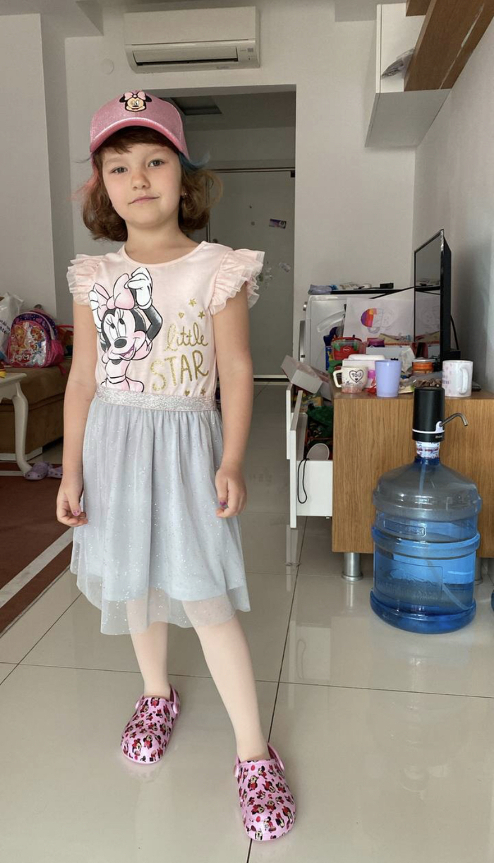       ,  , ,  , 