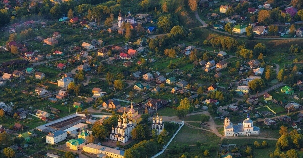 Переславль ярославской. Талицы Переславль Залесский. Переславль-Залесский с высоты птичьего. Переславль-Залесский с высоты город. Переславль-Залесский фото города сверху.