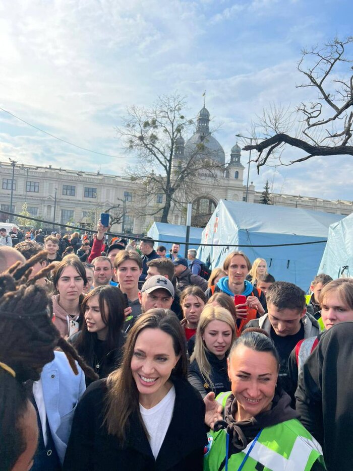 Ответ на пост «Анджелина Джоли приехала во Львов» Анджелина Джоли, Спецоперация, Политика, Россия и Украина, Львов, США, Россия, Донбасс, ДНР, ЛНР, Telegram, Скриншот, Новости, Украина, Актеры и актрисы, Знаменитости, Ответ на пост, Длиннопост