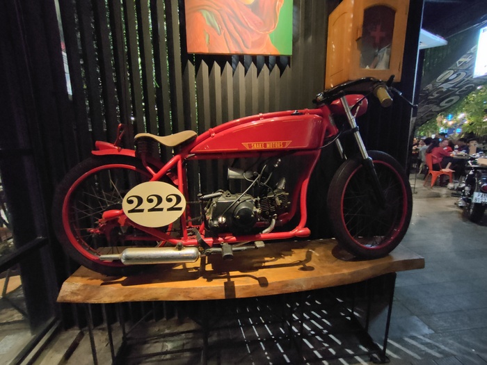    , , , Harley-davidson, BMW, 