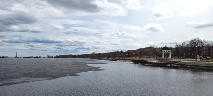 Петрозаводск за пару дней Мобильная фотография, Карелия, Петрозаводск, Онежское озеро, Буксир, Путешествие по России, Озеро, Длиннопост