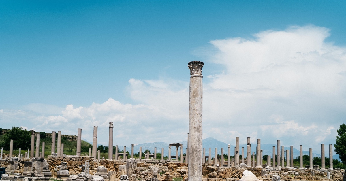 Древний город перге. Perge Турция. Перге Анталия. Руины Перге.