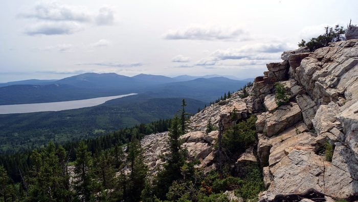 Национальный парк «Зюраткуль». Общая площадь — 88 249 гектаров Урал, Национальный парк, Зюраткуль, Челябинская область, Горы, Озеро, Горный туризм, Природа России, Путешествие по России, Поход, Палатка, Туристы, Туризм, Лось, Лес, Скалы, Облака, Фотография, Природа, Дикая природа, Длиннопост