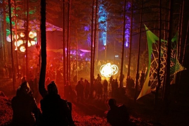 Ищу компанию СПб