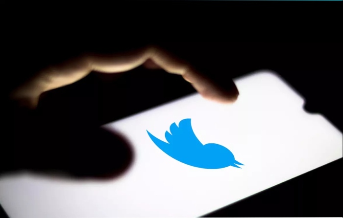  :   Twitter       , ,   