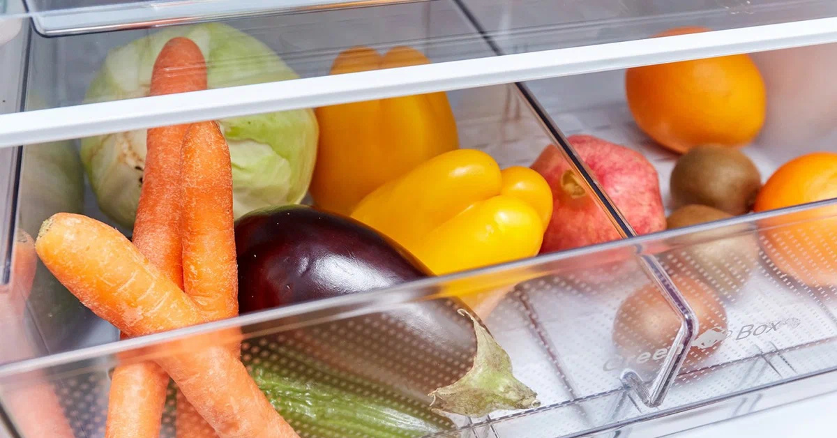 Обработка продуктов овощи. Холодильник с продуктами. Фрукты в холодильнике. Холодильник для овощей. Холодильник для хранения овощей и фруктов.