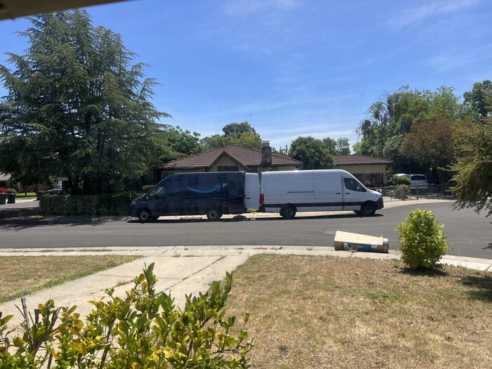 !   ...    ...     -!