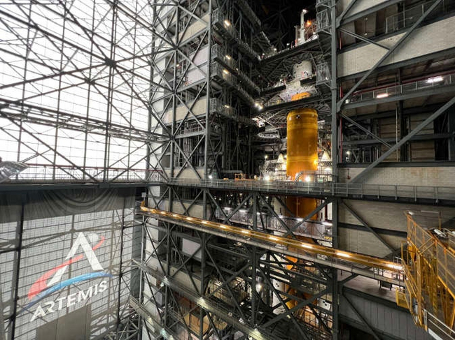 NASA      Artemis 1  19 . Spaceflightnow ,  , , , NASA, Sls, 