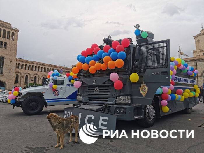 День защиты детей в Армении Ереван, Армения, Акции, Дети, День защиты детей, Видео, Длиннопост, Черный юмор