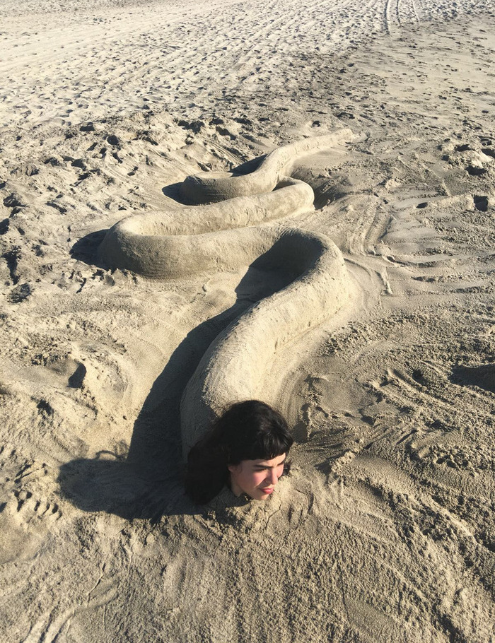 � ������������ ����� ��������